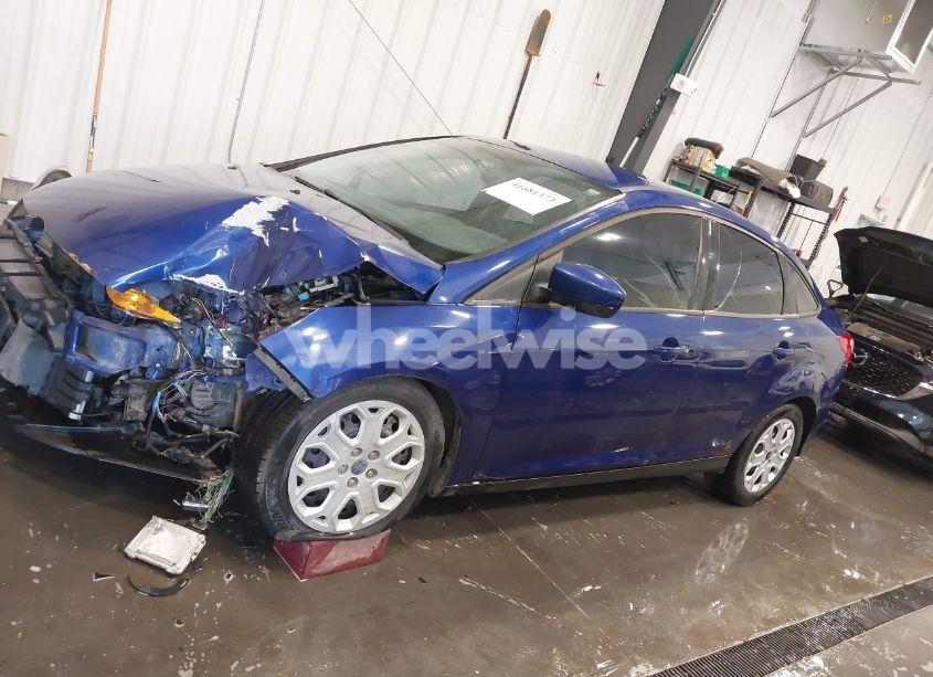 Photo 14 of 2012 Ford Focus SE (VIN 1FAHP3F29CL454409)