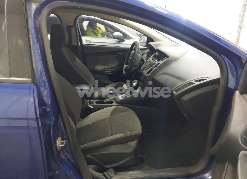 Photo 5 of 2012 Ford Focus SE (VIN 1FAHP3F29CL454409)