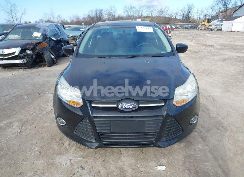 Photo 12 of 2012 Ford Focus SE (VIN 1FAHP3F29CL460596)