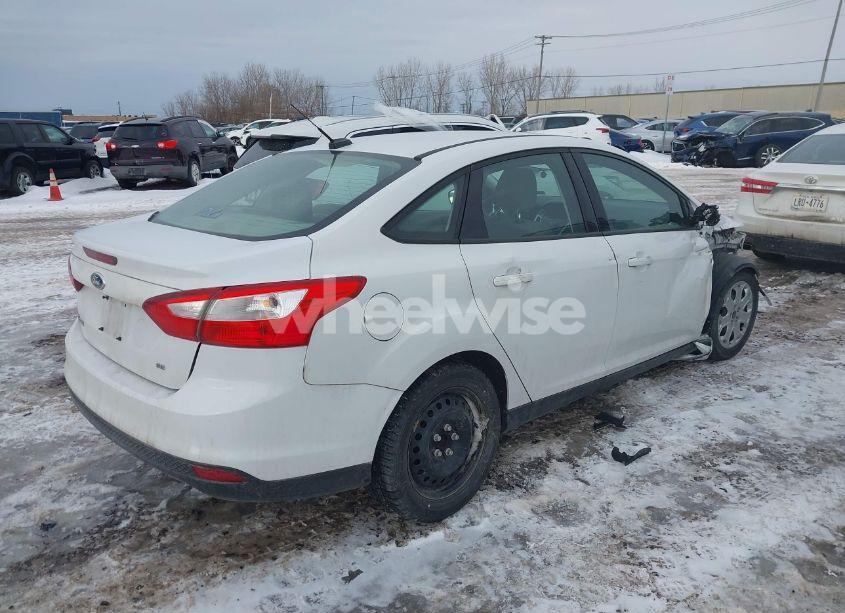 Photo 4 of 2012 Ford Focus SE (VIN 1FAHP3F2XCL102004)