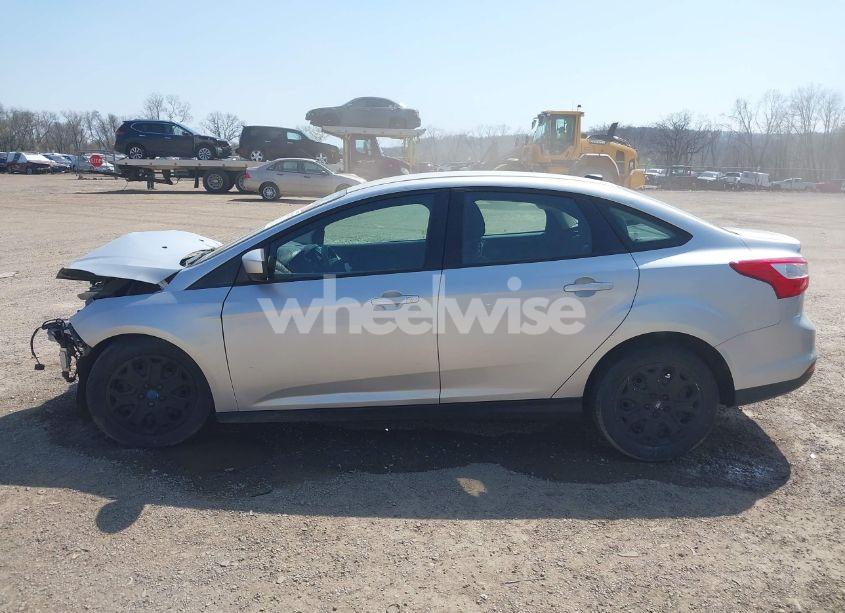 Photo 15 of 2012 Ford Focus SE (VIN 1FAHP3F2XCL217086)