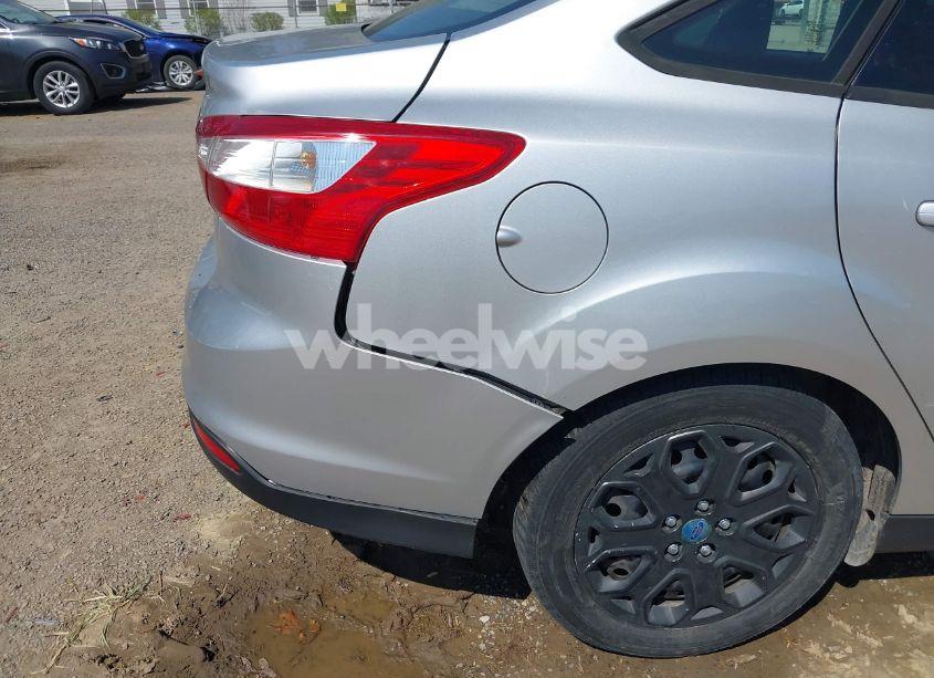 Photo 20 of 2012 Ford Focus SE (VIN 1FAHP3F2XCL217086)