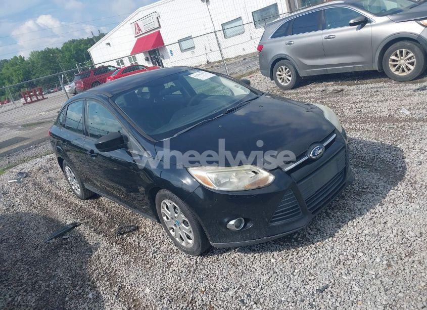 2012 Ford Focus SE (VIN 1FAHP3F2XCL219629) main photo