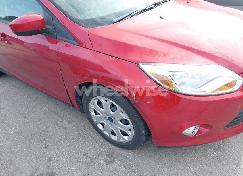 Photo 6 of 2012 Ford Focus SE (VIN 1FAHP3F2XCL233434)