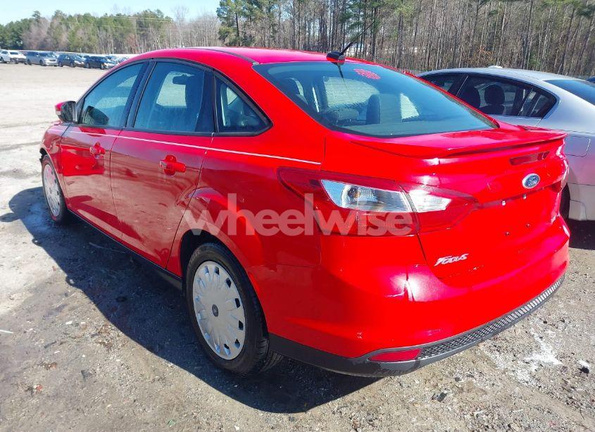 Photo 3 of 2012 Ford Focus SE (VIN 1FAHP3F2XCL238925)