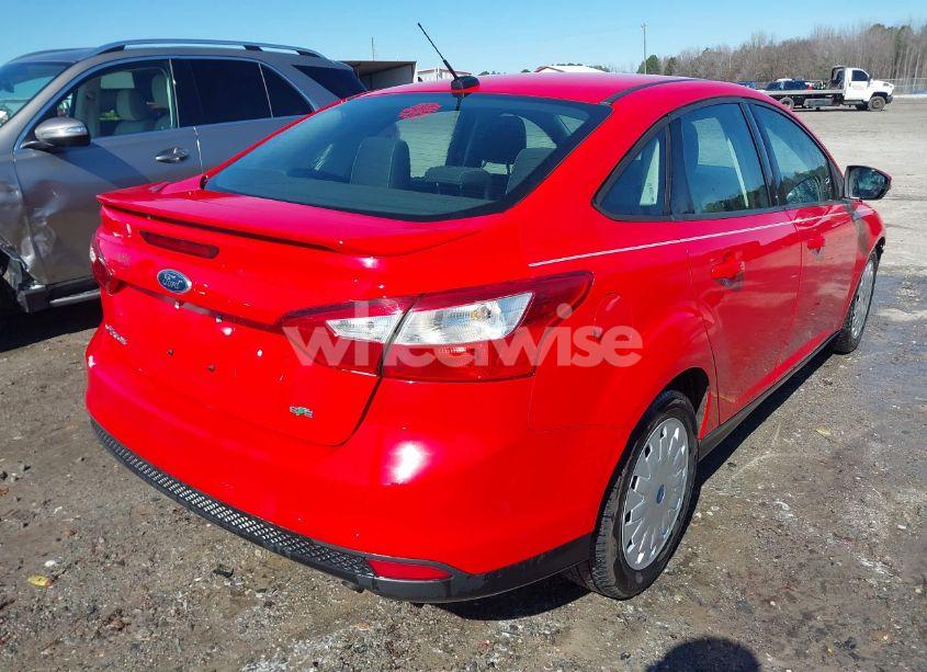 Photo 4 of 2012 Ford Focus SE (VIN 1FAHP3F2XCL238925)