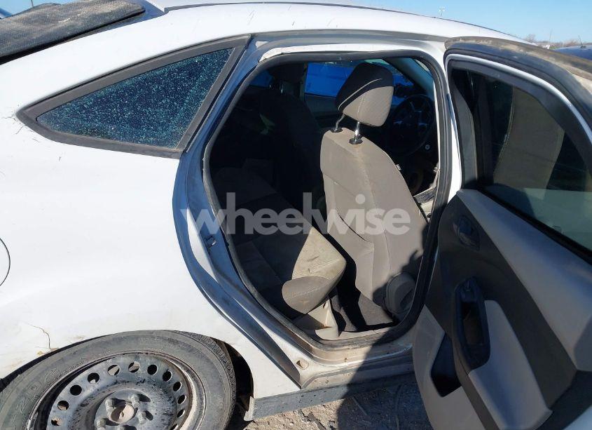 Photo 8 of 2012 Ford Focus SE (VIN 1FAHP3F2XCL262206)