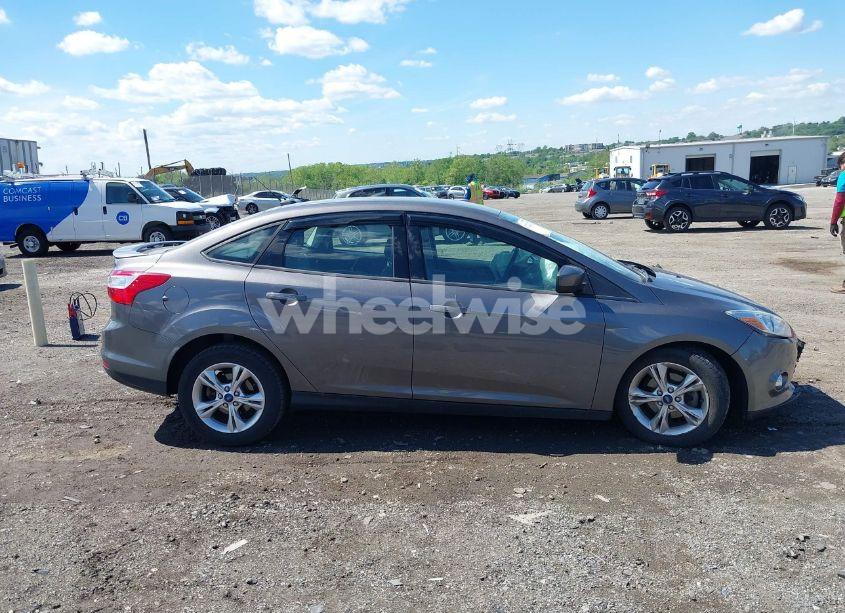 Photo 13 of 2012 Ford Focus SE (VIN 1FAHP3F2XCL265154)