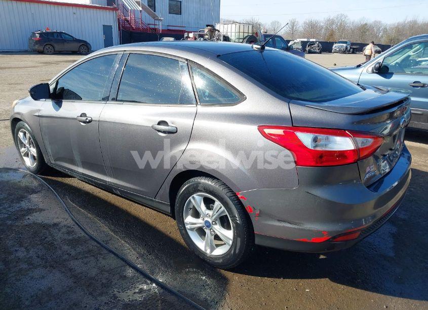 Photo 3 of 2012 Ford Focus SE (VIN 1FAHP3F2XCL293326)
