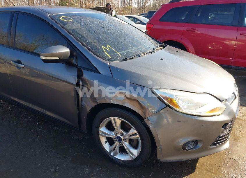 Photo 6 of 2012 Ford Focus SE (VIN 1FAHP3F2XCL293326)