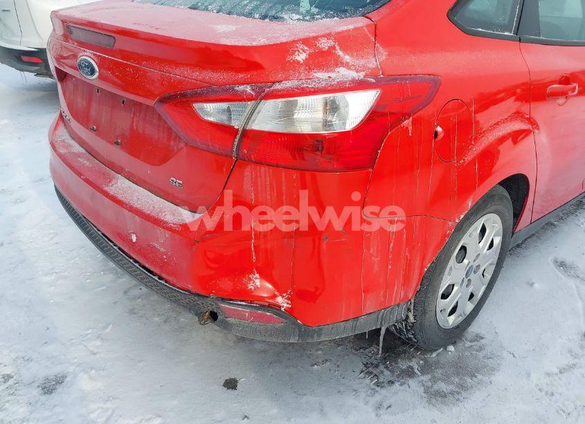 Photo 12 of 2012 Ford Focus SE (VIN 1FAHP3F2XCL299403)