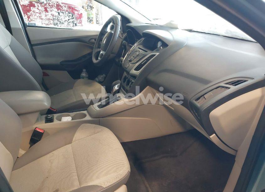 Photo 5 of 2012 Ford Focus SE (VIN 1FAHP3F2XCL378103)