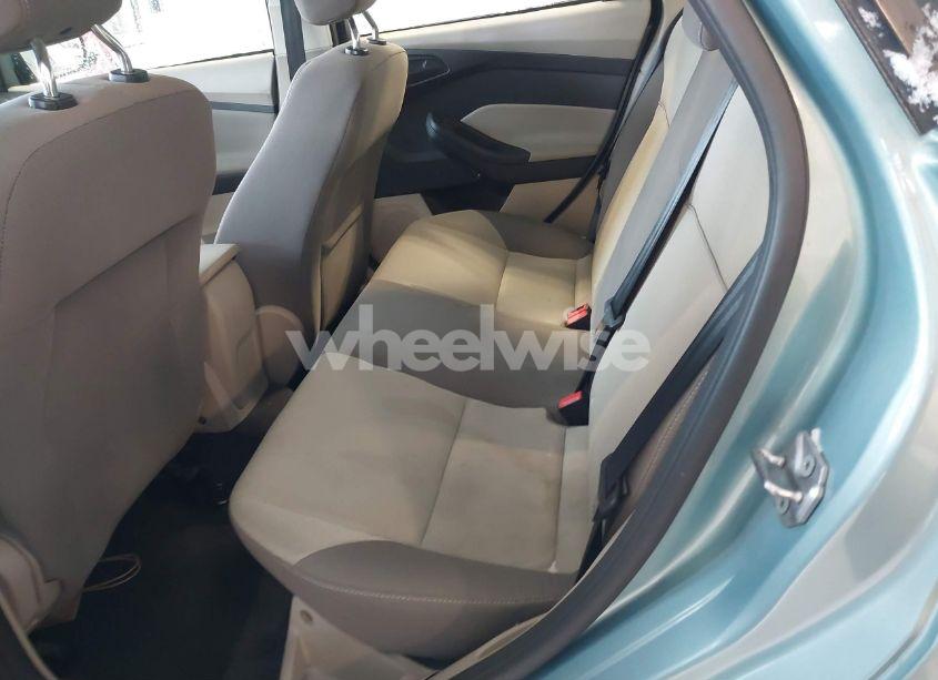 Photo 8 of 2012 Ford Focus SE (VIN 1FAHP3F2XCL378103)