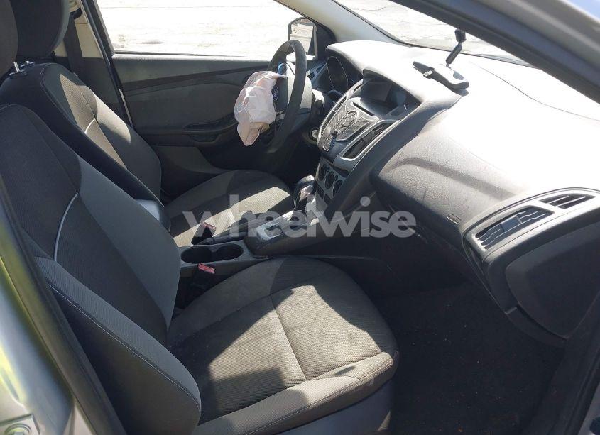 Photo 5 of 2012 Ford Focus SE (VIN 1FAHP3F2XCL394978)