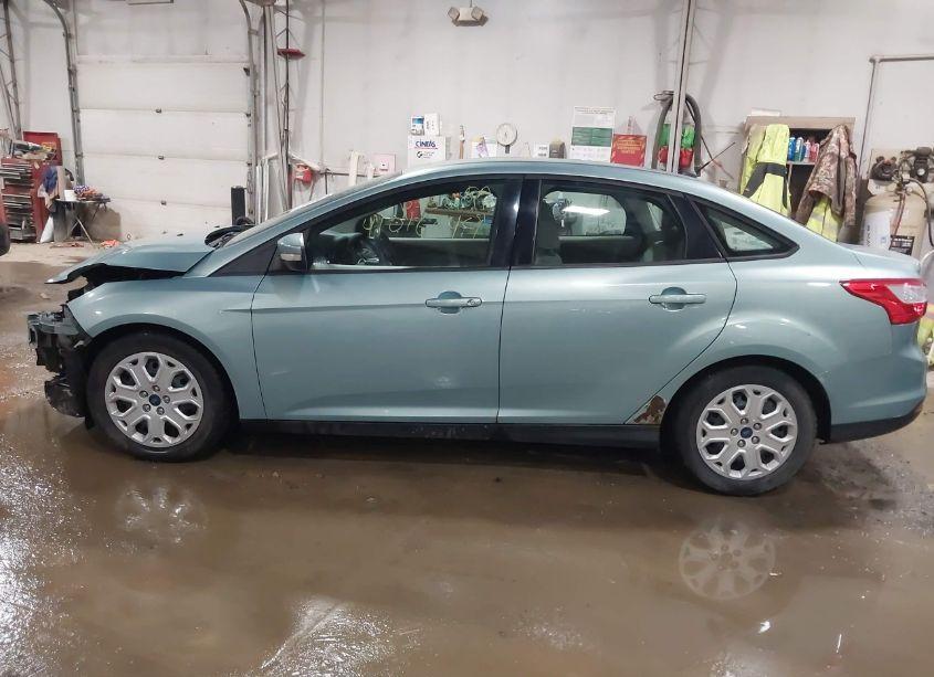 Photo 14 of 2012 Ford Focus SE (VIN 1FAHP3F2XCL426103)