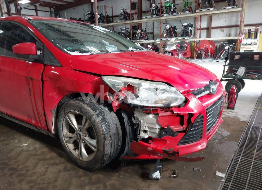 Photo 6 of 2012 Ford Focus SE (VIN 1FAHP3F2XCL470568)