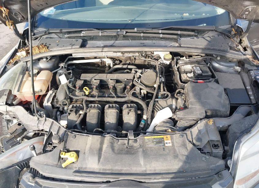 Photo 10 of 2012 Ford Focus SE (VIN 1FAHP3F2XCL478346)