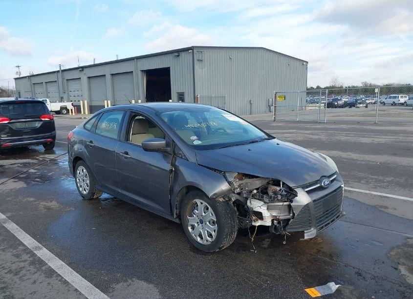 Photo 6 of 2012 Ford Focus SE (VIN 1FAHP3F2XCL478346)