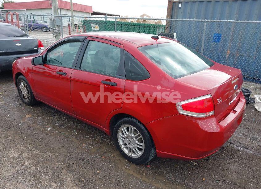 Photo 3 of 2010 Ford Focus SE (VIN 1FAHP3FN0AW218415)