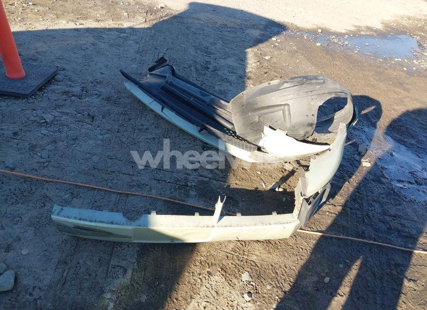 Photo 12 of 2010 Ford Focus SE (VIN 1FAHP3FN0AW255934)