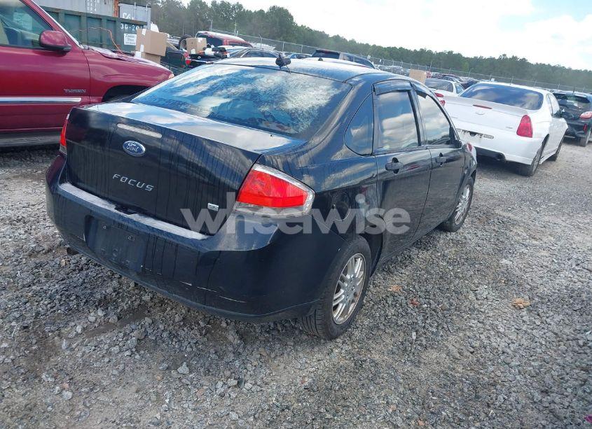 Photo 4 of 2011 Ford Focus SE (VIN 1FAHP3FN0BW120650)