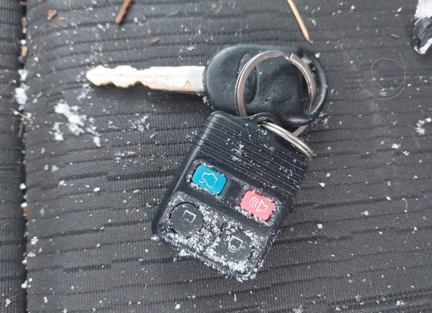 Photo 11 of 2011 Ford Focus SE (VIN 1FAHP3FN0BW133379)