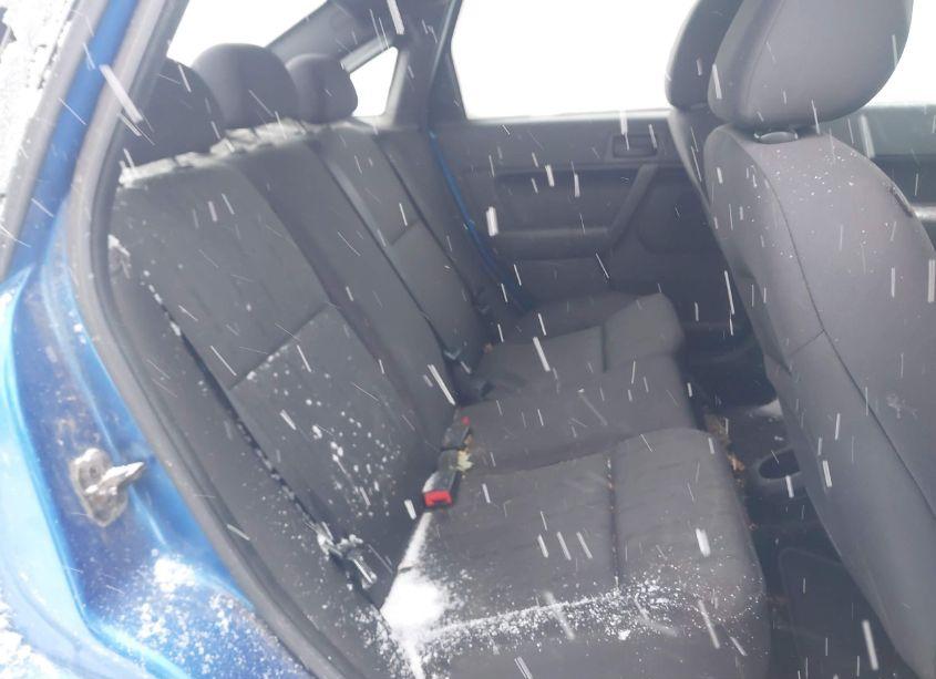 Photo 8 of 2011 Ford Focus SE (VIN 1FAHP3FN0BW133379)