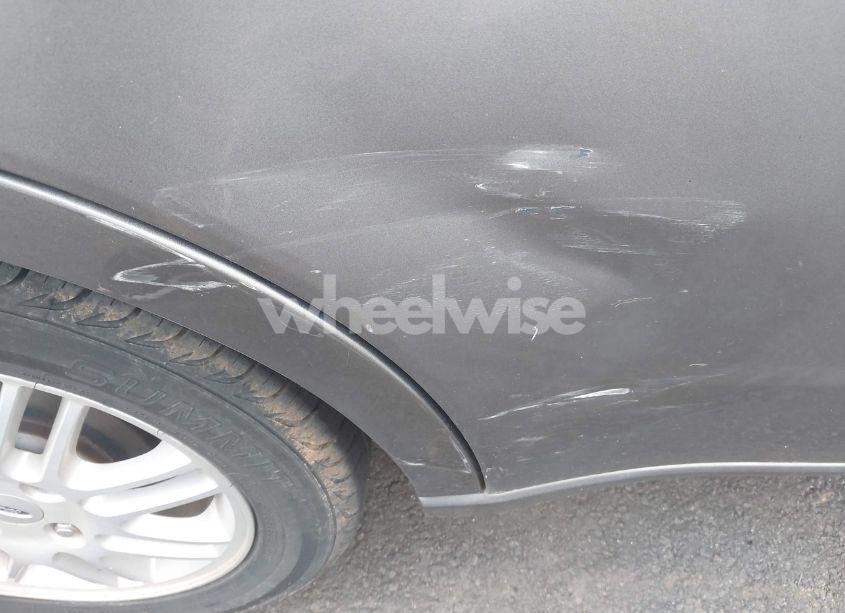 Photo 12 of 2011 Ford Focus SE (VIN 1FAHP3FN0BW141546)