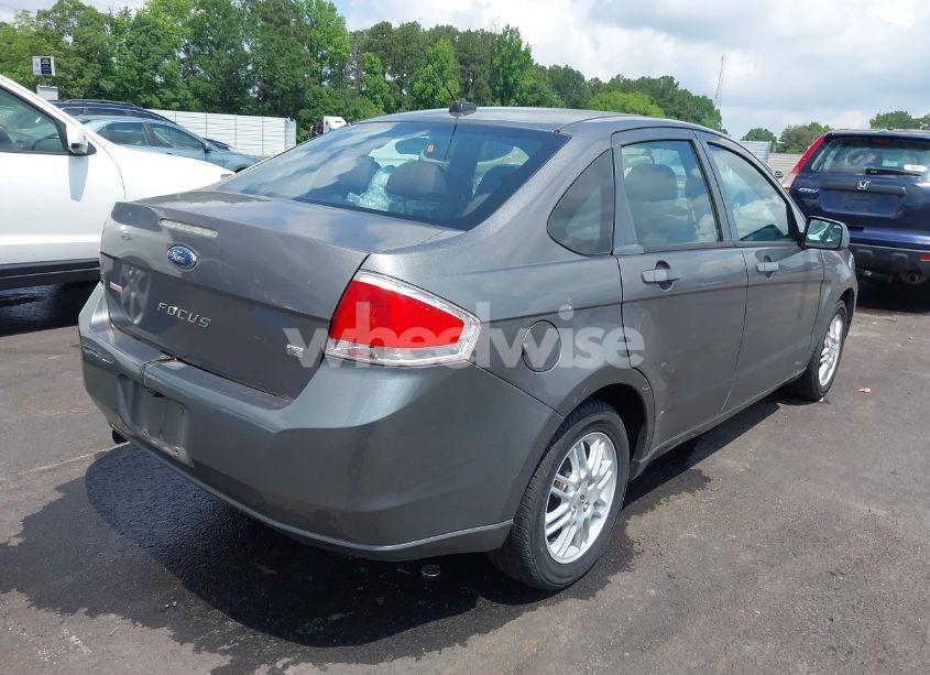 Photo 4 of 2011 Ford Focus SE (VIN 1FAHP3FN0BW141546)