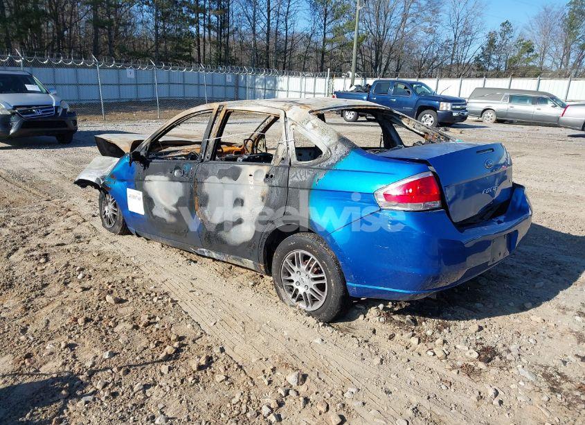 Photo 3 of 2011 Ford Focus SE (VIN 1FAHP3FN0BW160775)