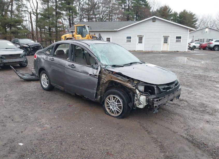 2011 Ford Focus SE (VIN 1FAHP3FN0BW161344) main photo