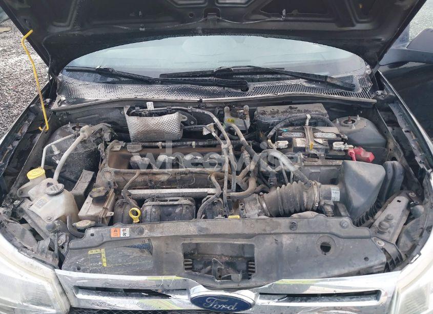 Photo 10 of 2010 Ford Focus SE (VIN 1FAHP3FN1AW108974)