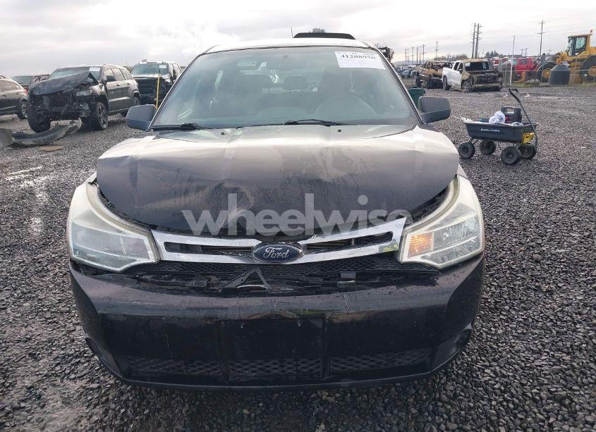 Photo 12 of 2010 Ford Focus SE (VIN 1FAHP3FN1AW108974)