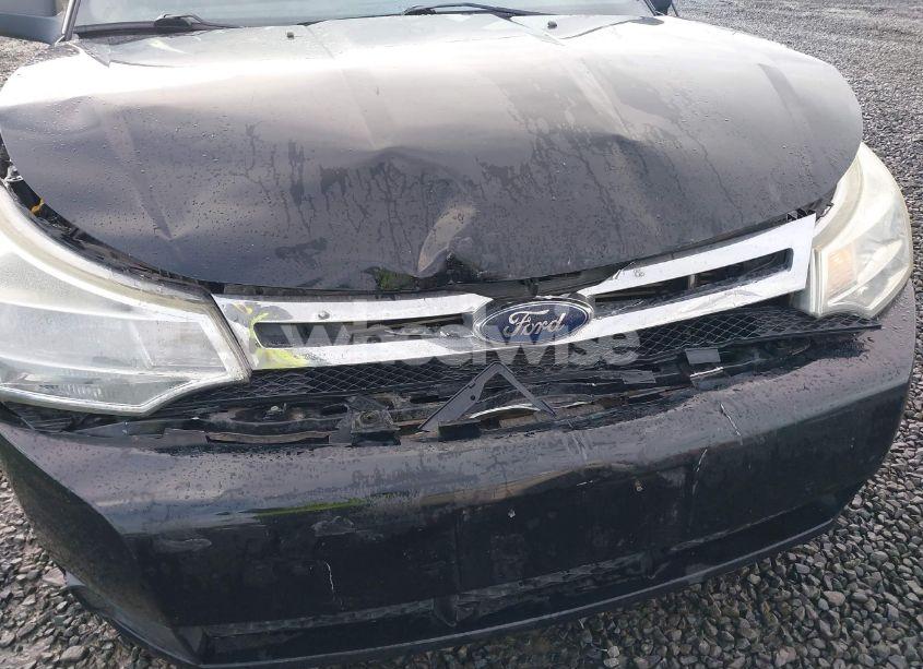 Photo 6 of 2010 Ford Focus SE (VIN 1FAHP3FN1AW108974)