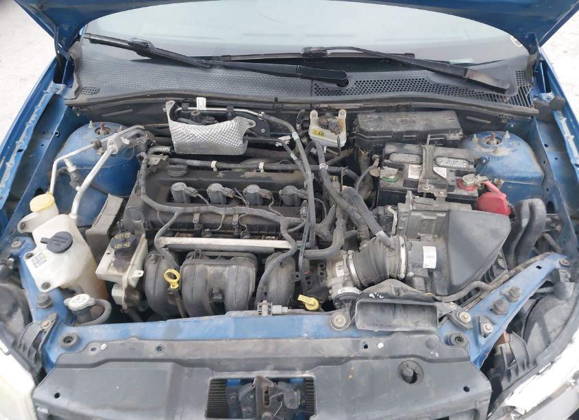 Photo 10 of 2010 Ford Focus SE (VIN 1FAHP3FN1AW109347)