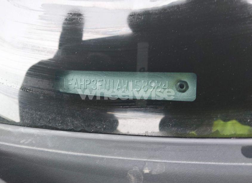 Photo 9 of 2010 Ford Focus SE (VIN 1FAHP3FN1AW158984)