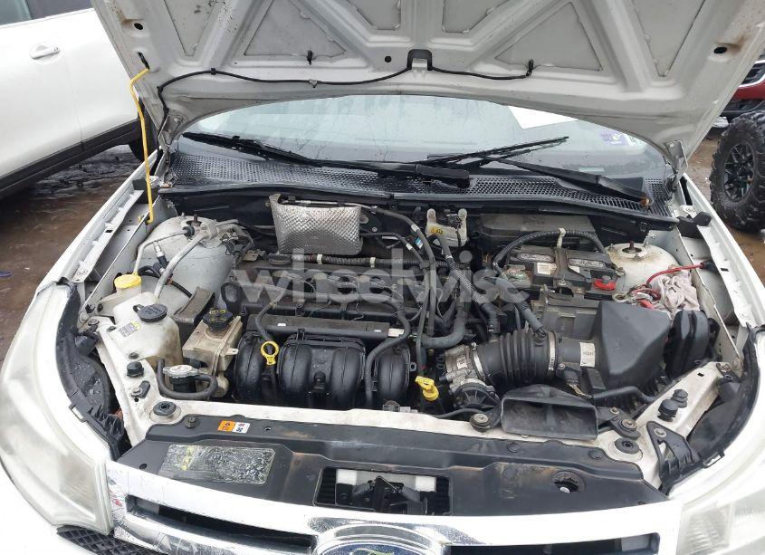 Photo 10 of 2010 Ford Focus SE (VIN 1FAHP3FN1AW207794)