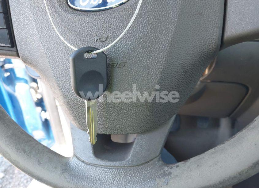 Photo 11 of 2010 Ford Focus SE (VIN 1FAHP3FN1AW264450)