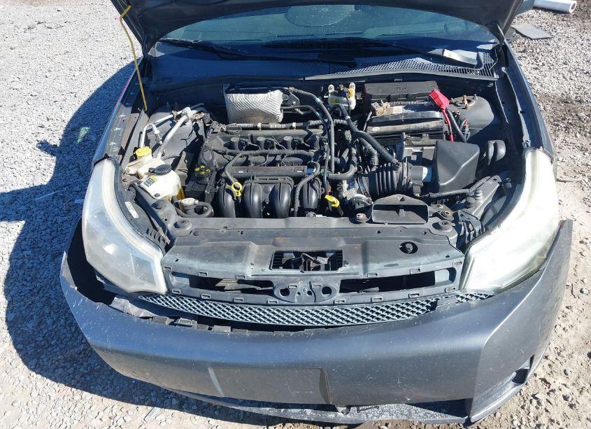 Photo 10 of 2010 Ford Focus SE (VIN 1FAHP3FN1AW287470)