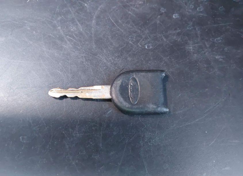 Photo 11 of 2011 Ford Focus SE (VIN 1FAHP3FN1BW112525)