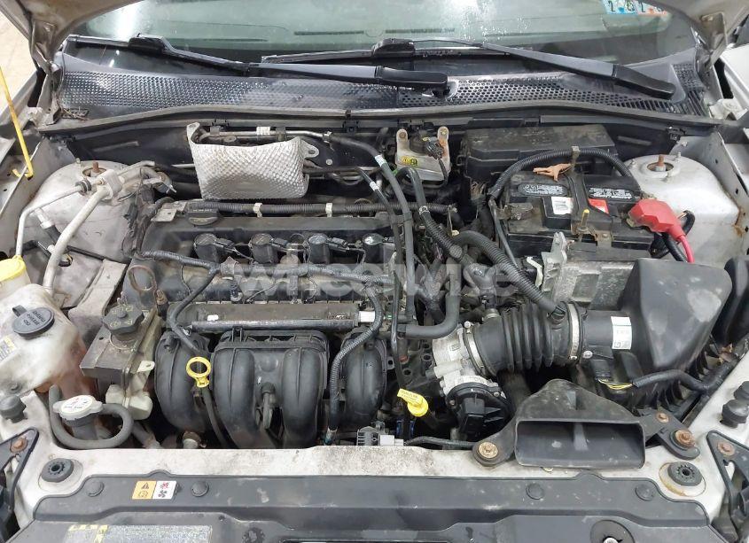 Photo 10 of 2011 Ford Focus SE (VIN 1FAHP3FN1BW120916)