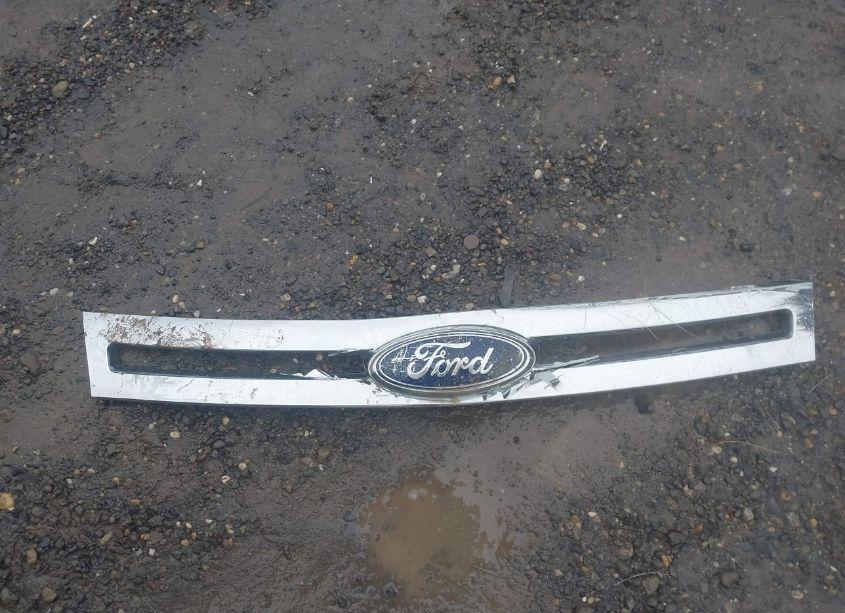 Photo 12 of 2011 Ford Focus SE (VIN 1FAHP3FN1BW129521)