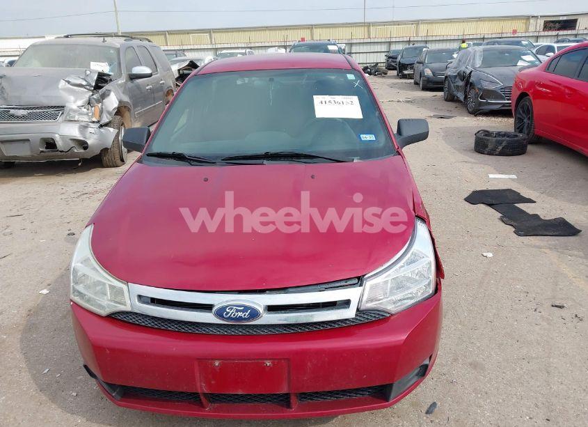 Photo 12 of 2011 Ford Focus SE (VIN 1FAHP3FN1BW162292)
