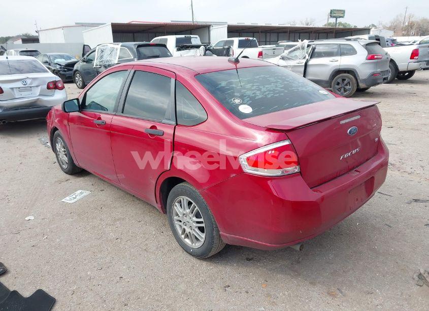Photo 3 of 2011 Ford Focus SE (VIN 1FAHP3FN1BW162292)
