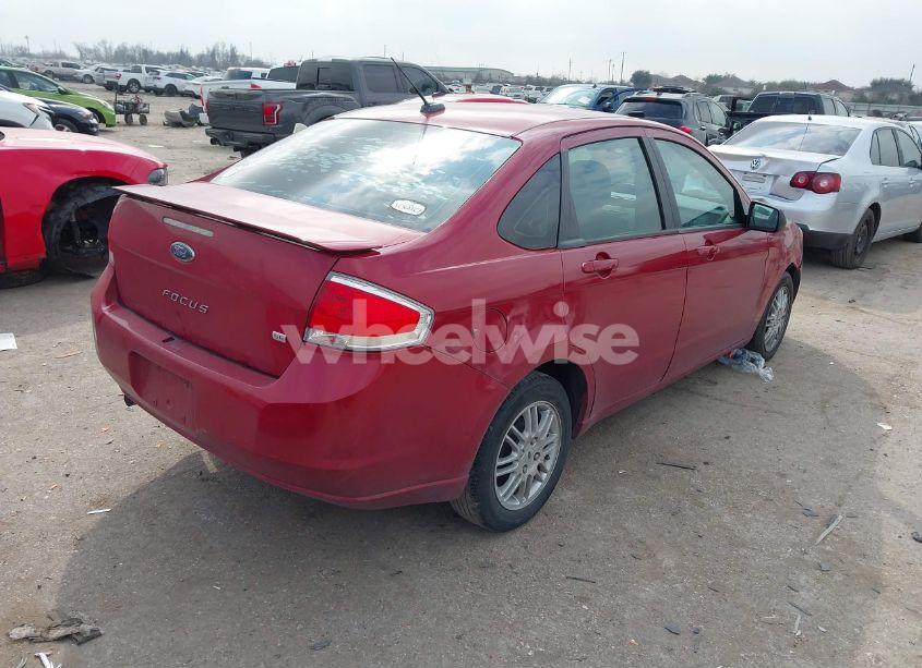 Photo 4 of 2011 Ford Focus SE (VIN 1FAHP3FN1BW162292)