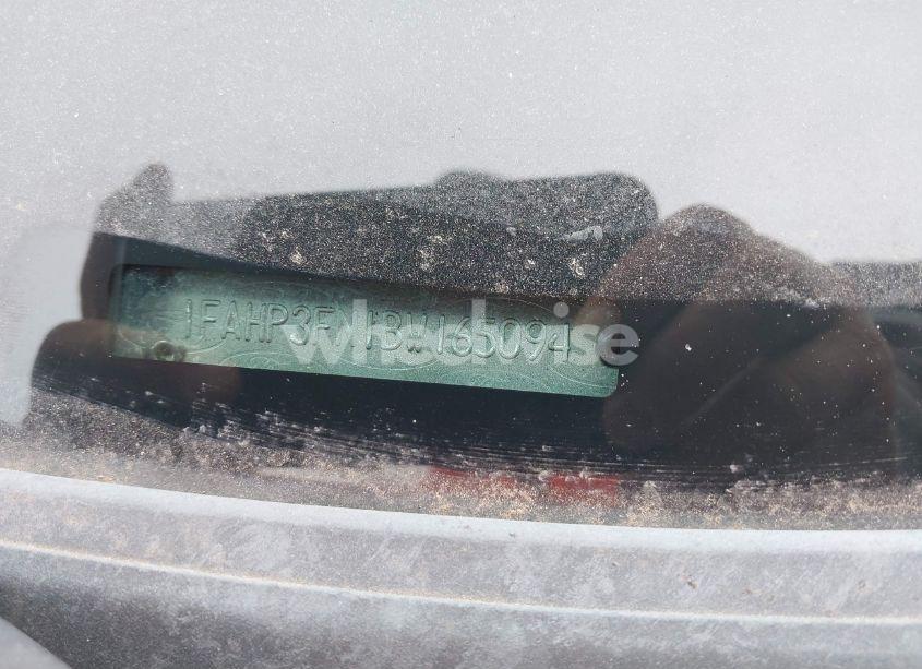 Photo 9 of 2011 Ford Focus SE (VIN 1FAHP3FN1BW165094)