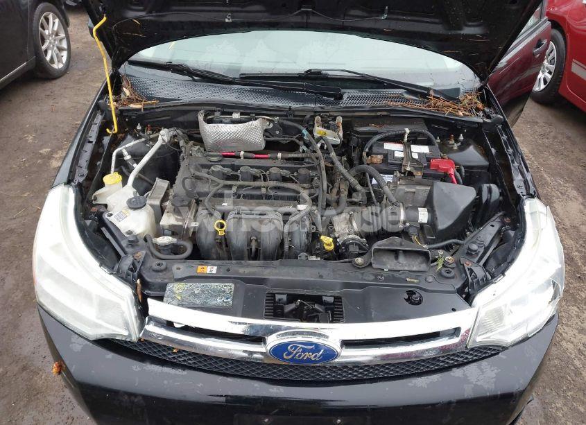 Photo 10 of 2011 Ford Focus SE (VIN 1FAHP3FN1BW187497)