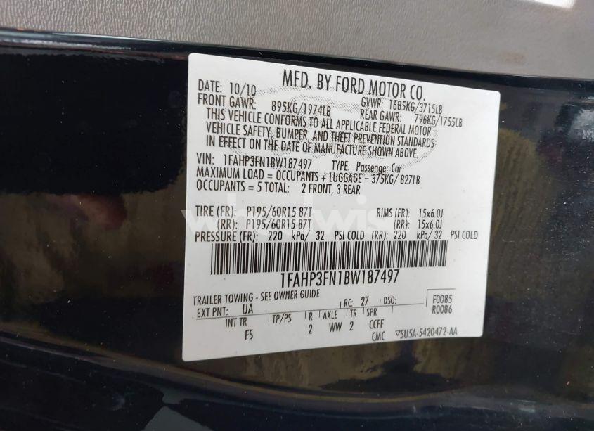 Photo 9 of 2011 Ford Focus SE (VIN 1FAHP3FN1BW187497)