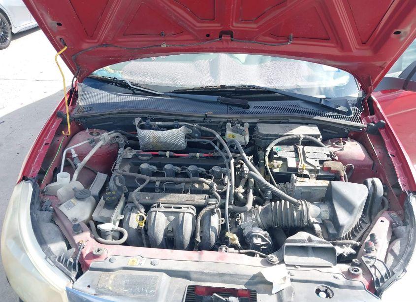 Photo 10 of 2011 Ford Focus SE (VIN 1FAHP3FN1BW202290)