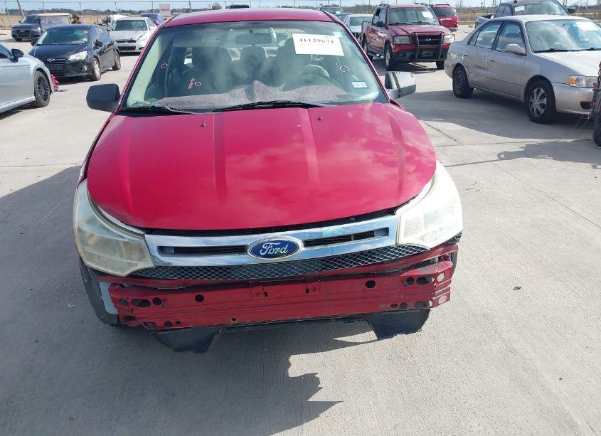 Photo 6 of 2011 Ford Focus SE (VIN 1FAHP3FN1BW202290)